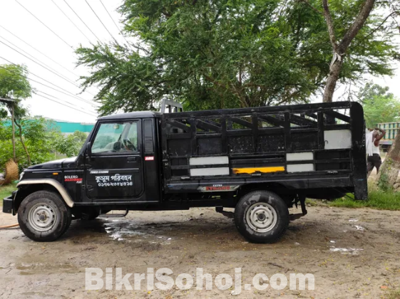 Mahindra bolero maxitruck plus